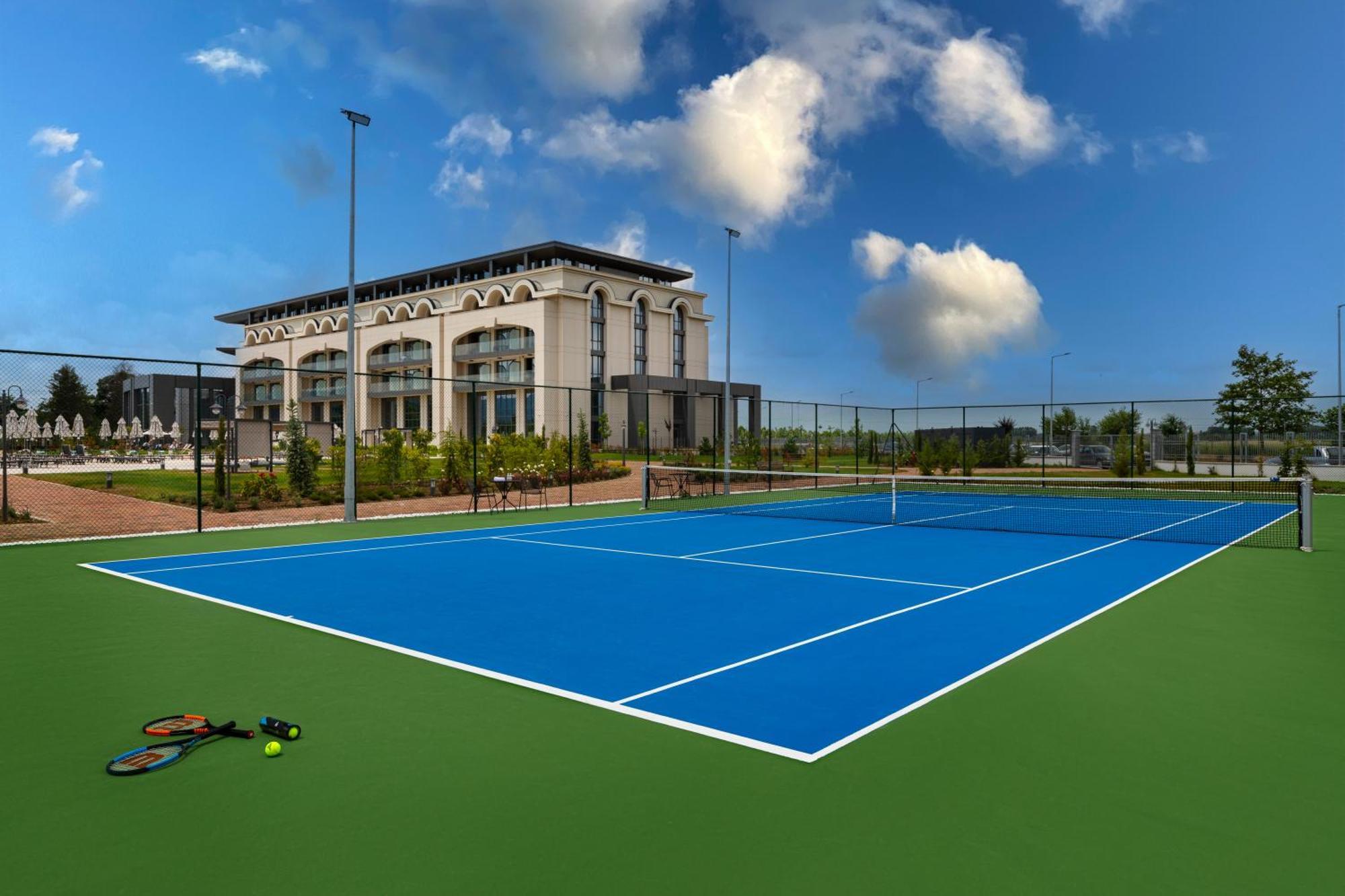 Kings' Valley Medical & Spa Hotel Kazanlŭk Eksteriør billede Tennis Club