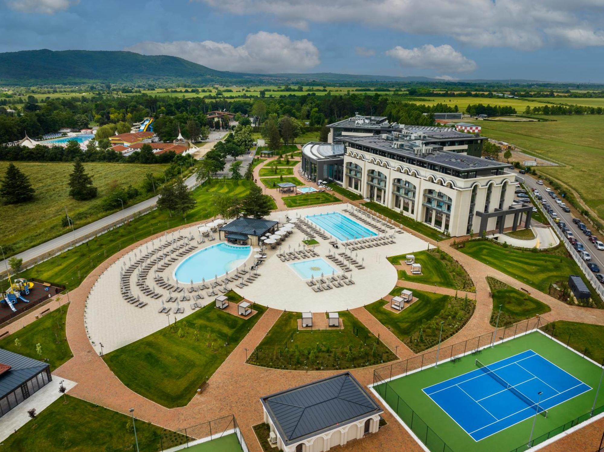 Kings' Valley Medical & Spa Hotel Kazanlŭk Eksteriør billede